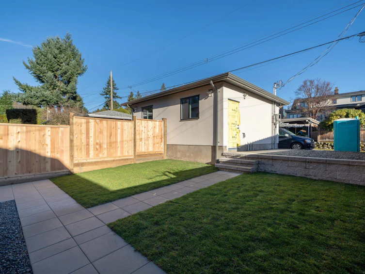 7382 Maple Street, Vancouver, BC, V6P 5P7 - 38