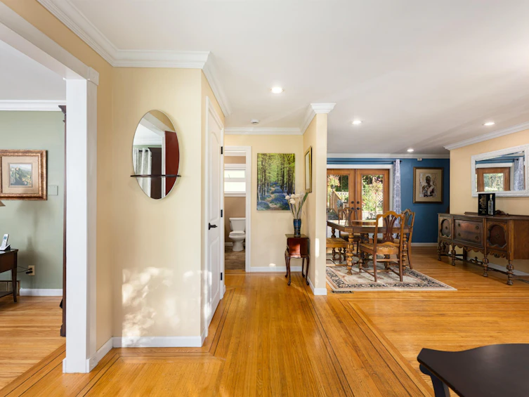 3658 Loraine Avenue, North Vancouver, BC, V7R 4B8 - 7