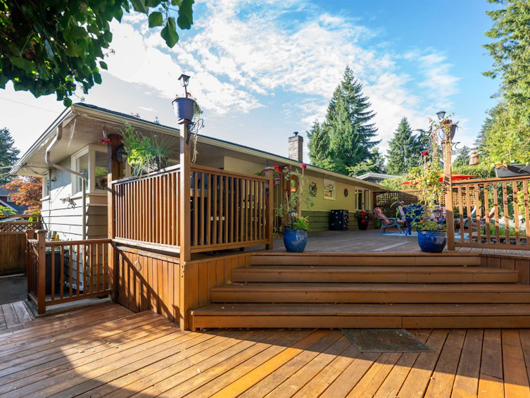 3658 Loraine Avenue, North Vancouver, BC, V7R 4B8 - 33