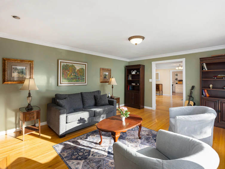 3658 Loraine Avenue, North Vancouver, BC, V7R 4B8 - 6
