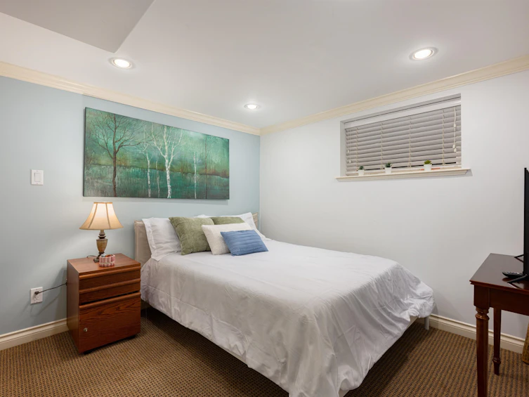 3658 Loraine Avenue, North Vancouver, BC, V7R 4B8 - 25