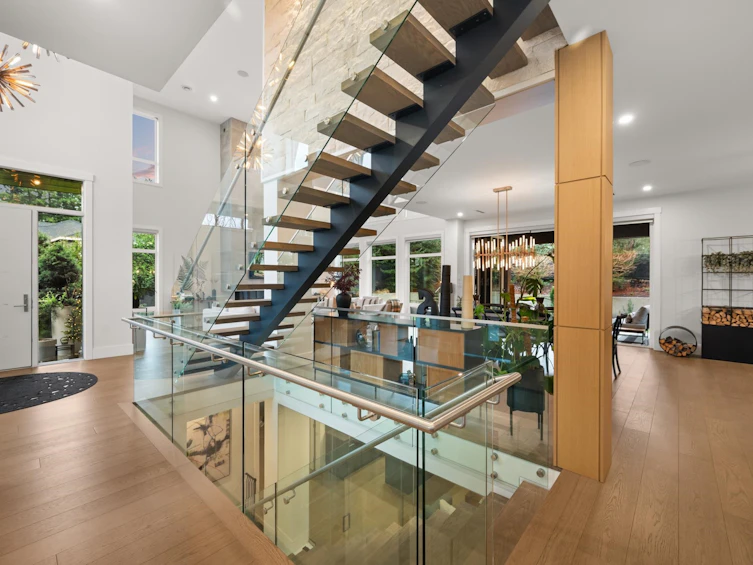 16728 Mcnair Drive, Surrey, BC, V3Z 0P9 - 16