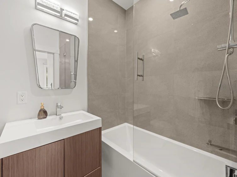 16728 Mcnair Drive, Surrey, BC, V3Z 0P9 - 33