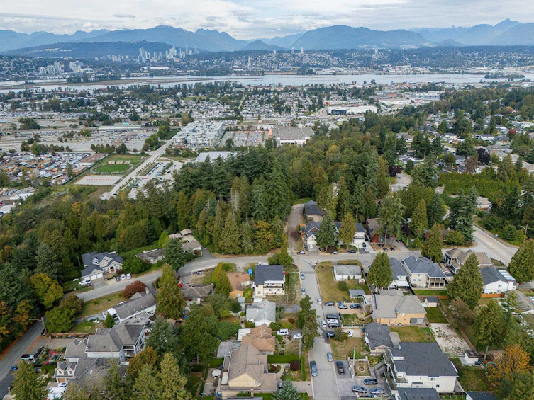 10725 127a Street, Surrey, BC, V3V 5L7 - 38