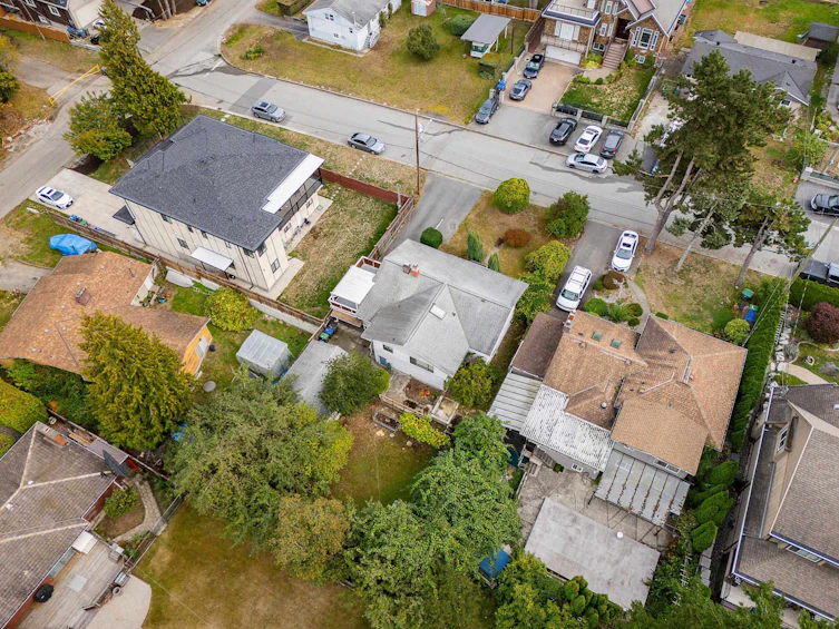 10725 127a Street, Surrey, BC, V3V 5L7 - 36
