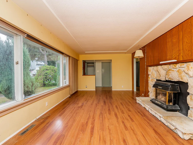10725 127a Street, Surrey, BC, V3V 5L7 - 5