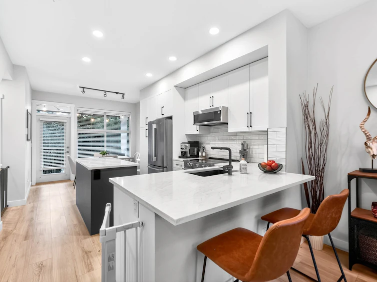 17-18211 70 Avenue, Surrey, BC, V3S 8K9 - 8