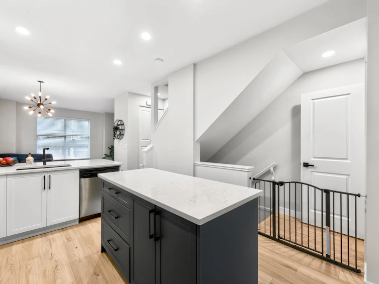 17-18211 70 Avenue, Surrey, BC, V3S 8K9 - 11