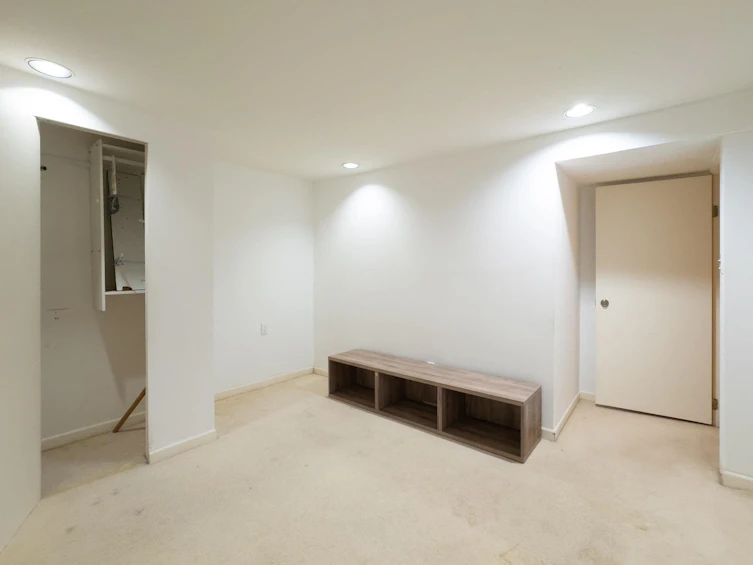 8236 Haig Street, Vancouver, BC, V6P 4R9 - 4