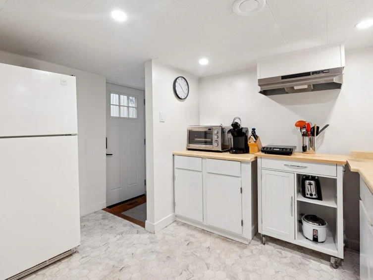 4188 W 13th Avenue, Vancouver, BC, V6R 2T6 - 16