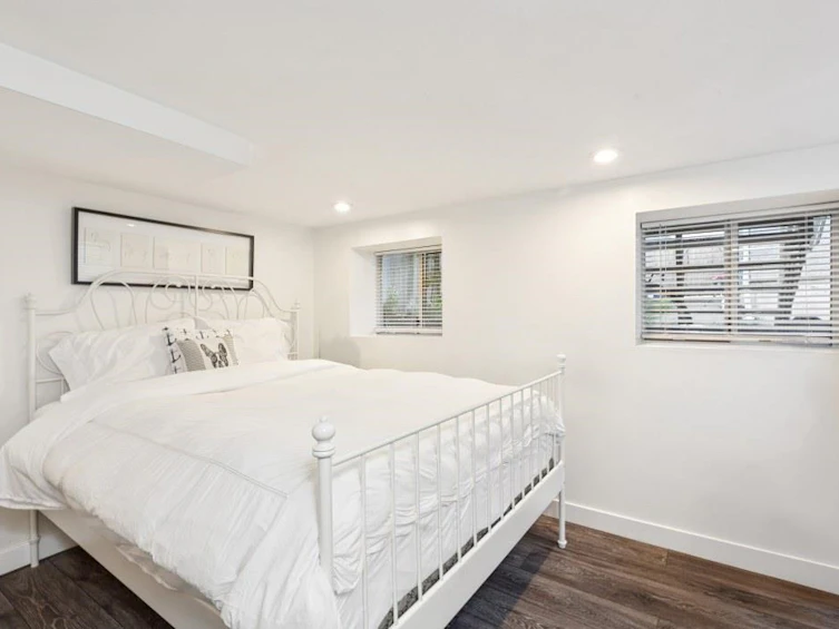 4188 W 13th Avenue, Vancouver, BC, V6R 2T6 - 18