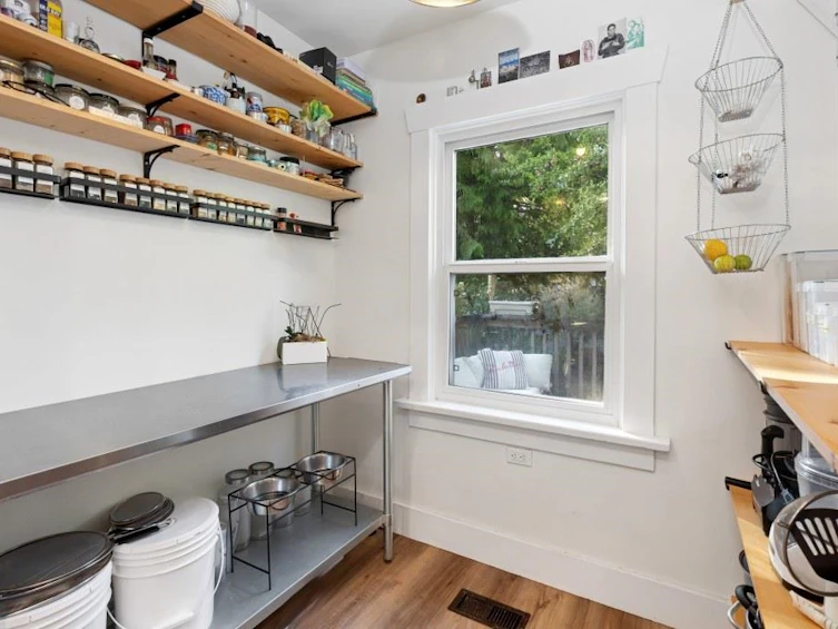4188 W 13th Avenue, Vancouver, BC, V6R 2T6 - 9