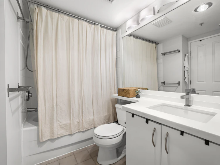 101-3023 W 4th Avenue, Vancouver, BC, V6K 1R5 - 15
