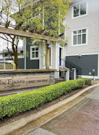 3 8433 164th Street
