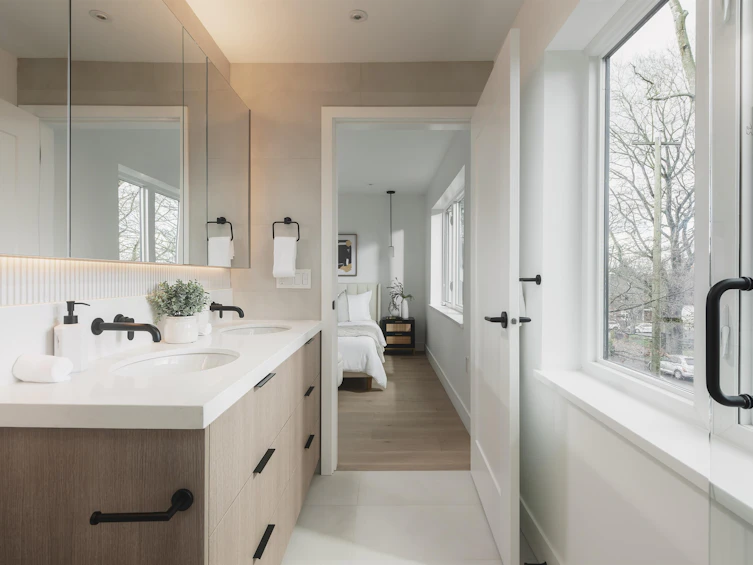 1-2130 E 2nd Avenue, Vancouver, BC, V5N 1E8 - 10