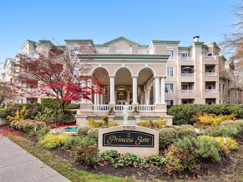 319 - 2995 Princess Crescent, Coquitlam BC V3B 7N1