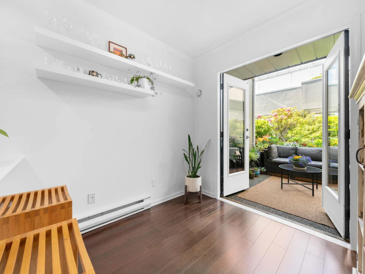 204-3151 Woodbine Drive, North Vancouver, BC, V7R 2S4 - 17