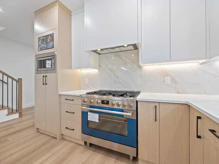 2-6639 Acacia Avenue, Burnaby, BC, V5E 3J8 - 12