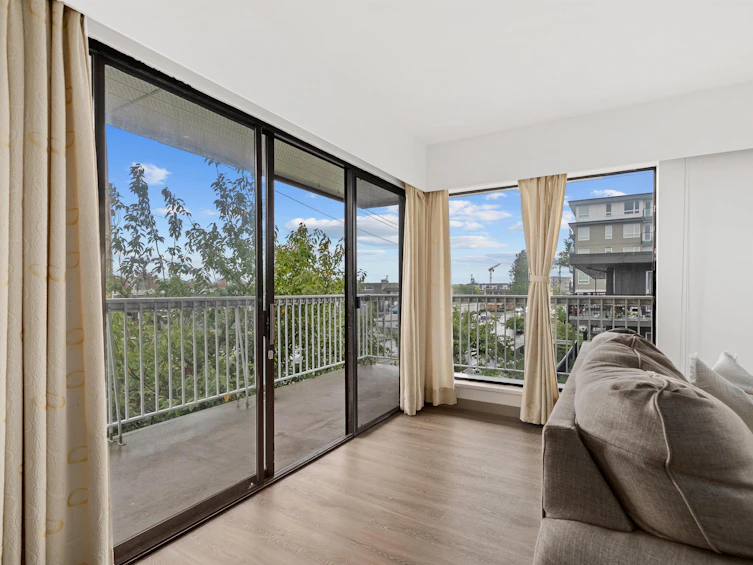 301-11957 223 Street, Maple Ridge, BC, V2X 5Y4 - 7