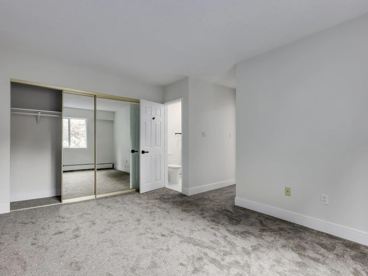 307-2255 York Avenue, Vancouver, BC, V6K 1C5 - 14