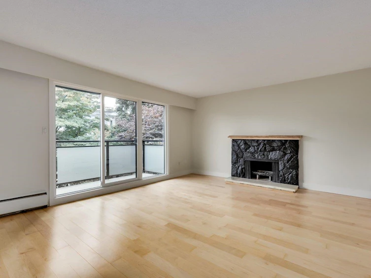 307-2255 York Avenue, Vancouver, BC, V6K 1C5 - 9