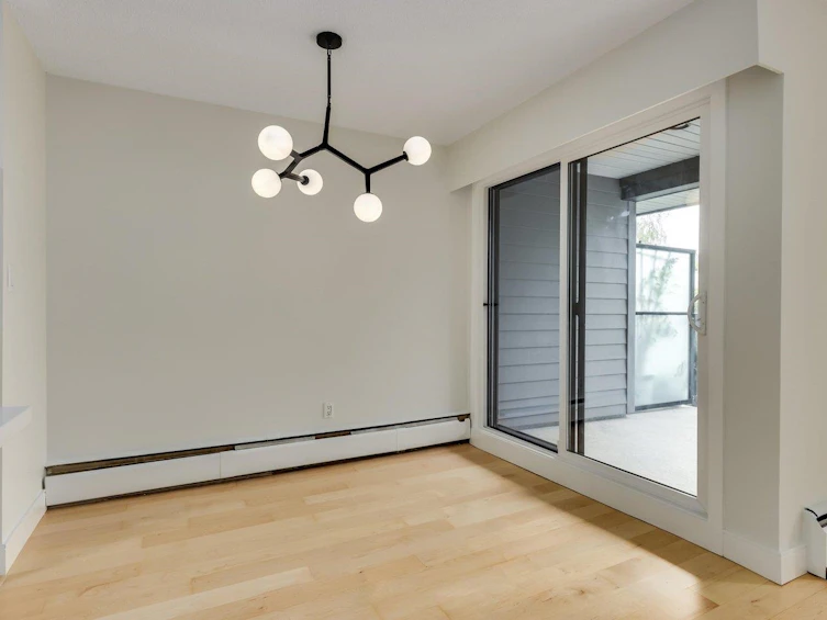 307-2255 York Avenue, Vancouver, BC, V6K 1C5 - 7