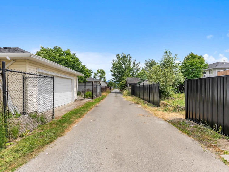 34654 7 Avenue, Abbotsford, BC, V2S 8C4 - 37