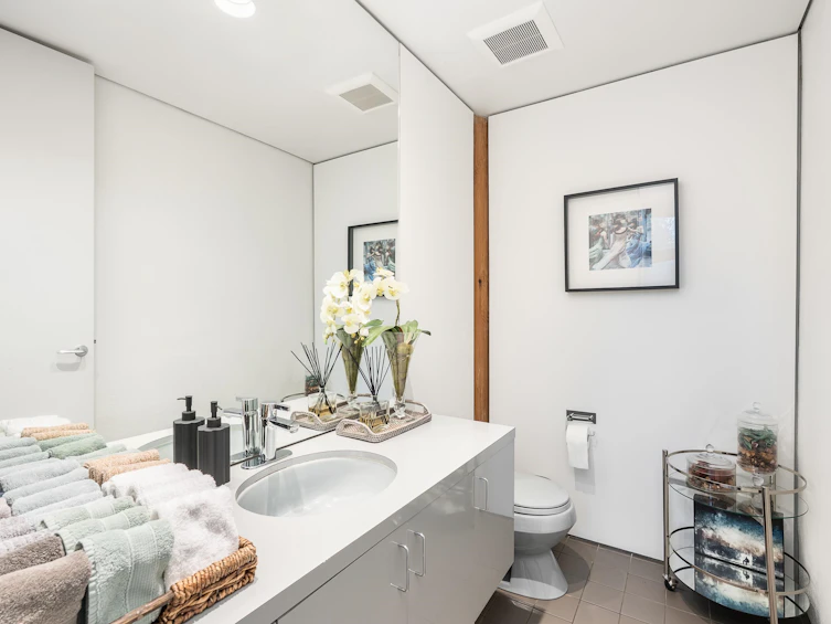 1299 W 57th Avenue, Vancouver, BC, V6P 1S6 - 13