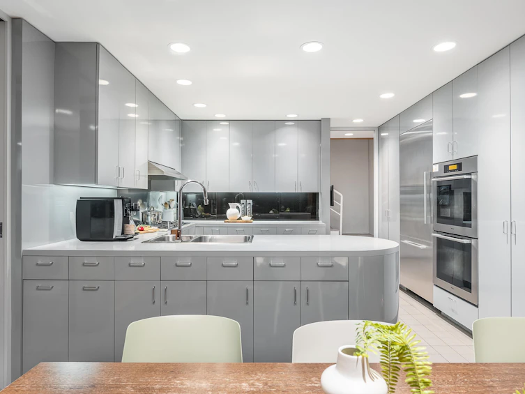1299 W 57th Avenue, Vancouver, BC, V6P 1S6 - 11