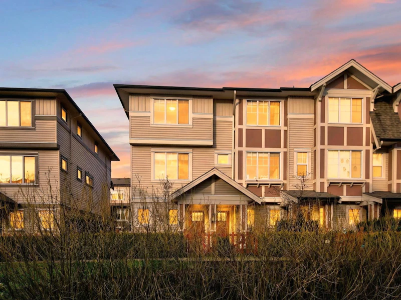 115 - 10151 240th Street, Maple Ridge BC