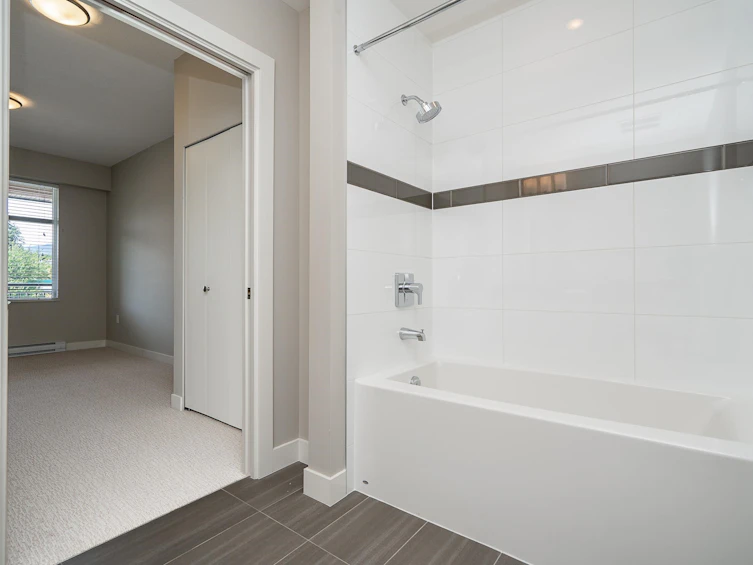 2410-963 Charland Avenue, Coquitlam, BC, V3K 0E2 - 24
