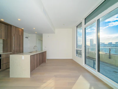506-5212 Cambie Street - 4