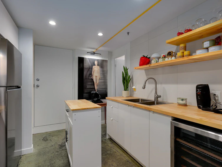 160-1 E Cordova Street, Vancouver, BC, V6A 4H3 - 9