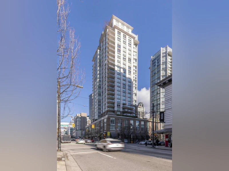 705 - 565 Smithe Street, Vancouver BC V6B 0E4