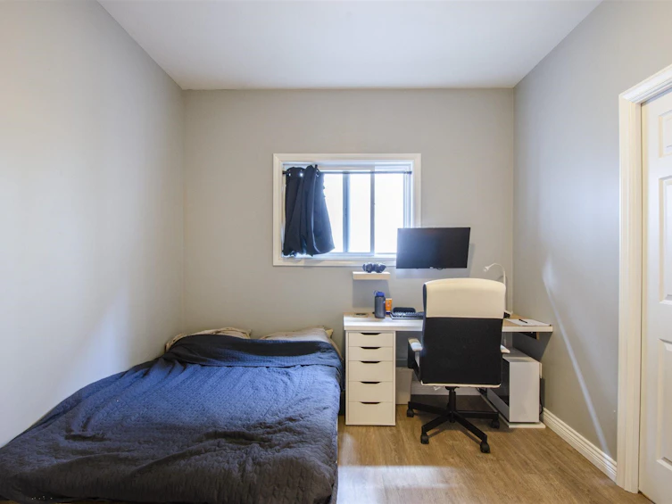 1550 E 1st Avenue, Vancouver, BC, V5N 1A5 - 14
