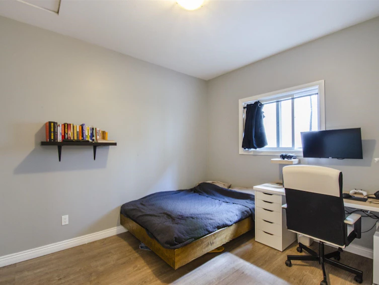 1550 E 1st Avenue, Vancouver, BC, V5N 1A5 - 13