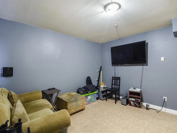 1550 E 1st Avenue, Vancouver, BC, V5N 1A5 - 23