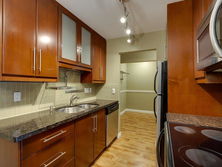 306-975 W 13th Avenue, Vancouver, BC, V5Z 1P4 - 12