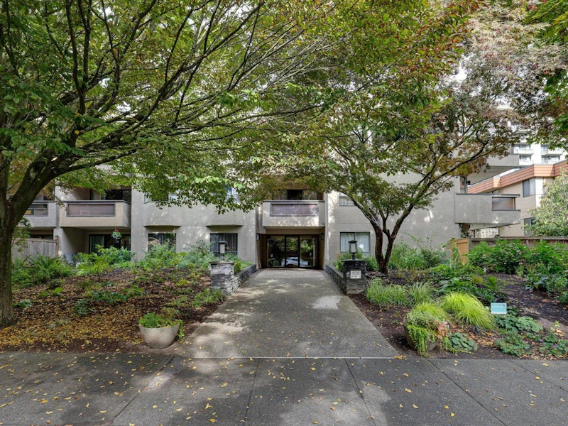 306 - 975 W 13th Avenue, Vancouver BC V5Z 1P4