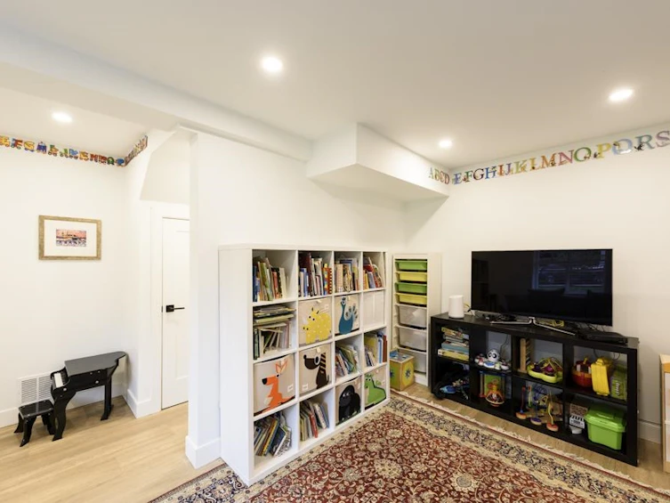 161 E 26th Avenue, Vancouver, BC, V5V 2G8 - 27