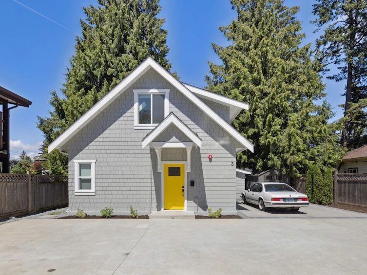 413 Seventh Avenue, New Westminster, BC, V3L 1W6 - 3