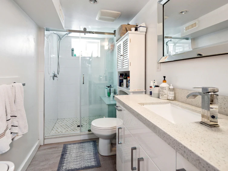 413 Seventh Avenue, New Westminster, BC, V3L 1W6 - 35