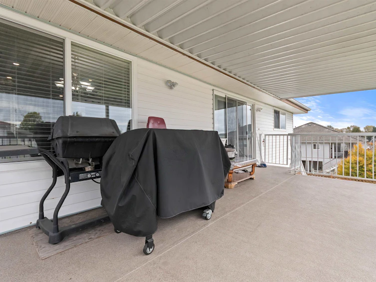 13398 89 Avenue, Surrey, BC, V3V 7W1 - 18