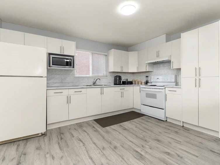 13398 89 Avenue, Surrey, BC, V3V 7W1 - 30