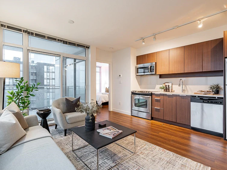 2306-13308 Central Avenue, Surrey, BC, V3T 0M4 - 10