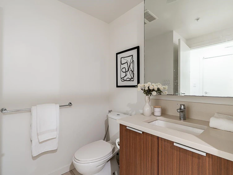 2306-13308 Central Avenue, Surrey, BC, V3T 0M4 - 17