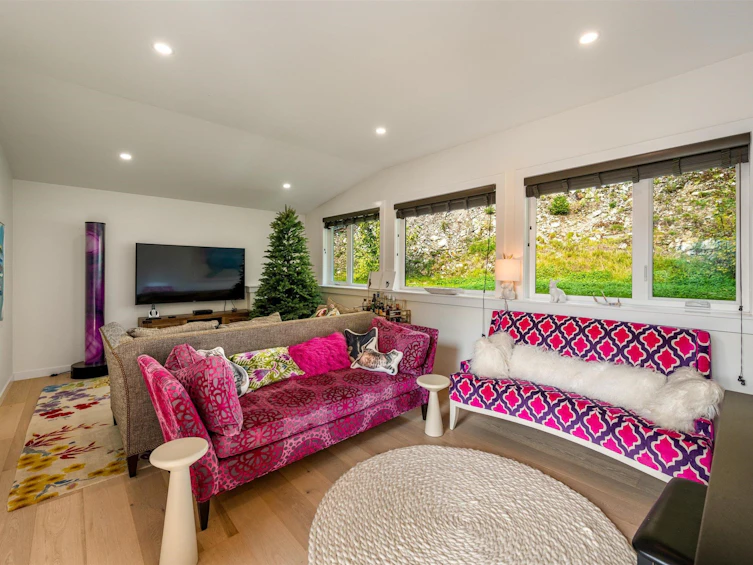 9331 Emerald Drive, Whistler, BC, V8E 0G5 - 14