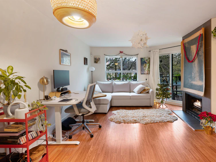 205-111 W 10th Avenue, Vancouver, BC, V5Y 1R7 - 3
