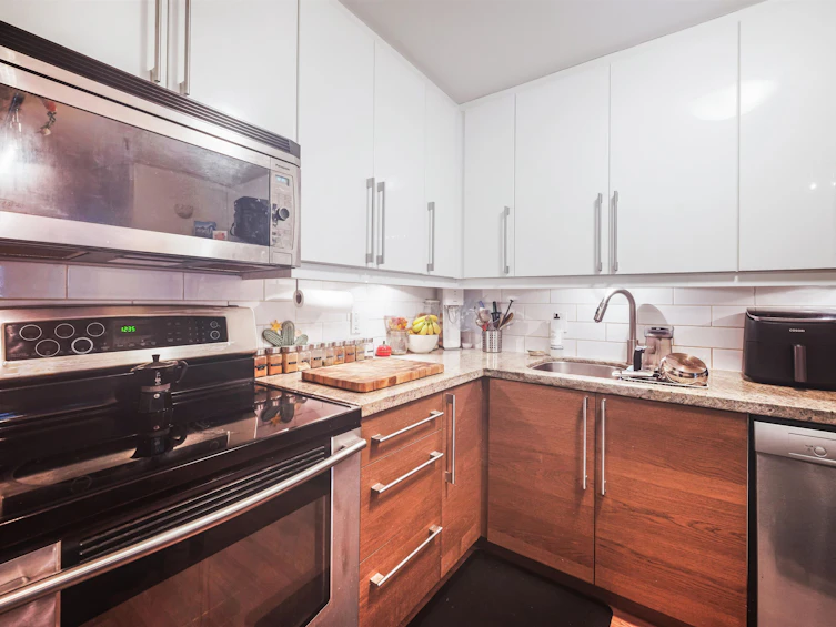 205-111 W 10th Avenue, Vancouver, BC, V5Y 1R7 - 7