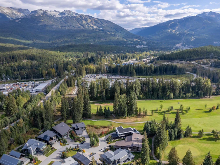 8080 Cypress Place, Whistler, BC, V8E 1J9 - 39